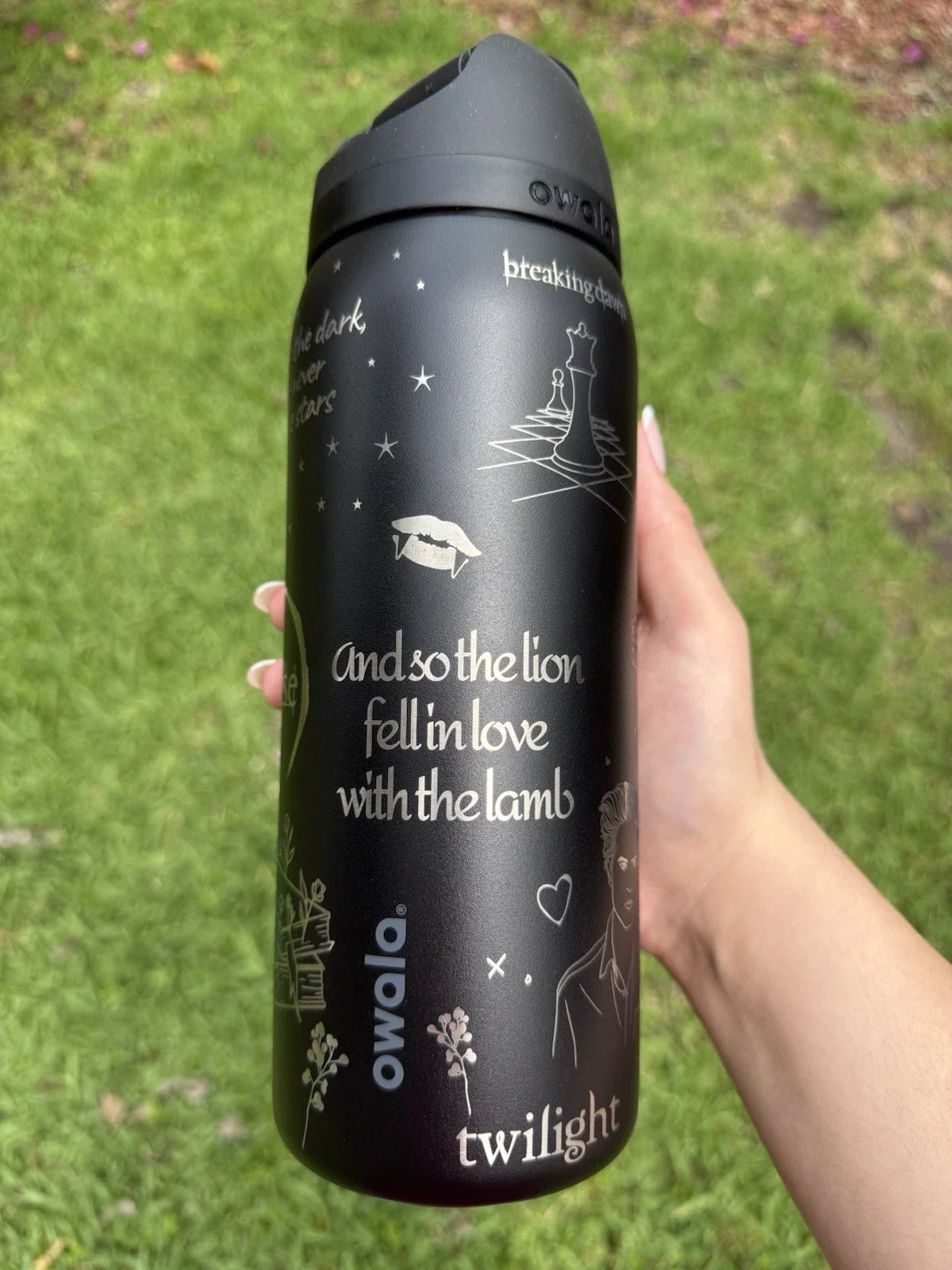 Twilight Saga Engraved Owala Free Sip 32oz